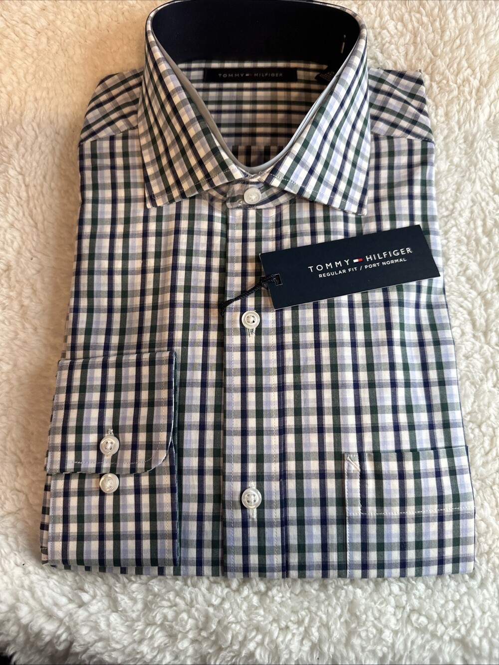 TOMMY HILFIGER MEN Plaid Long Sleeve Shirt Sz Medium(15 1/2 - 34/35) Regular Fit